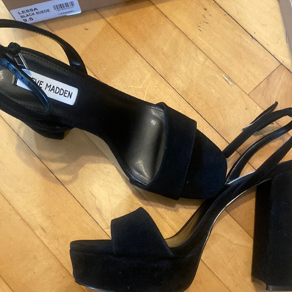 Brand new black suede Steve Madden heels